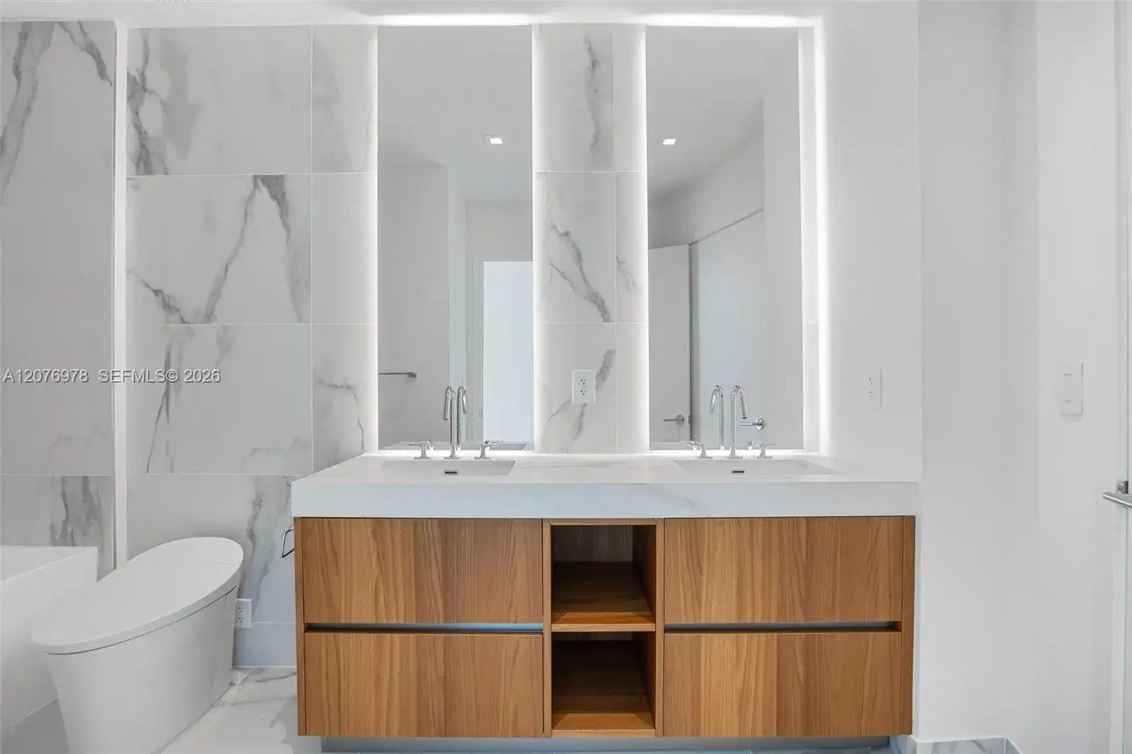 1400 Biscayne Blvd # 2507, Miami FL 33132 photo 4