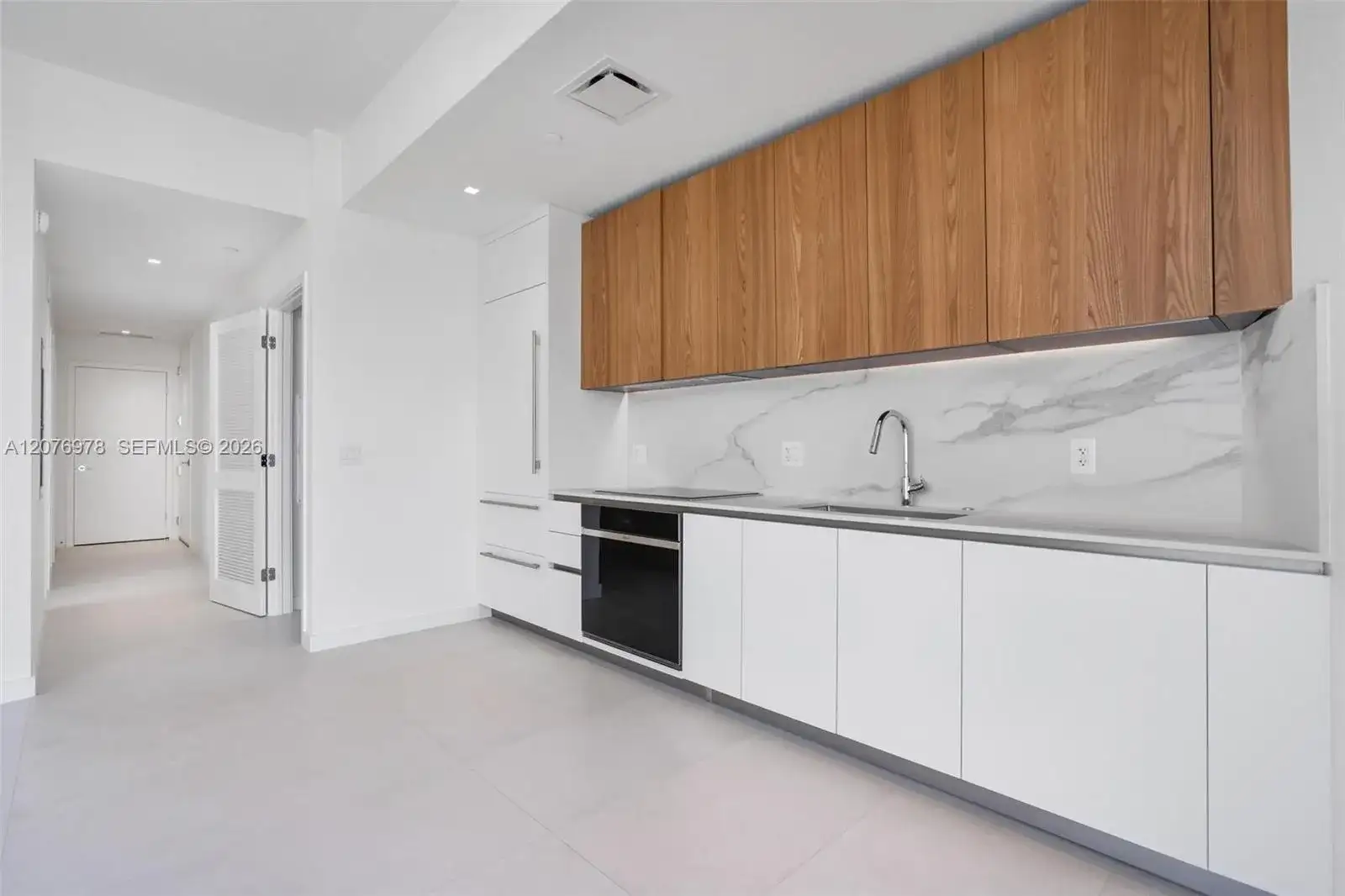 1400 Biscayne Blvd # 2507, Miami FL 33132 photo 5