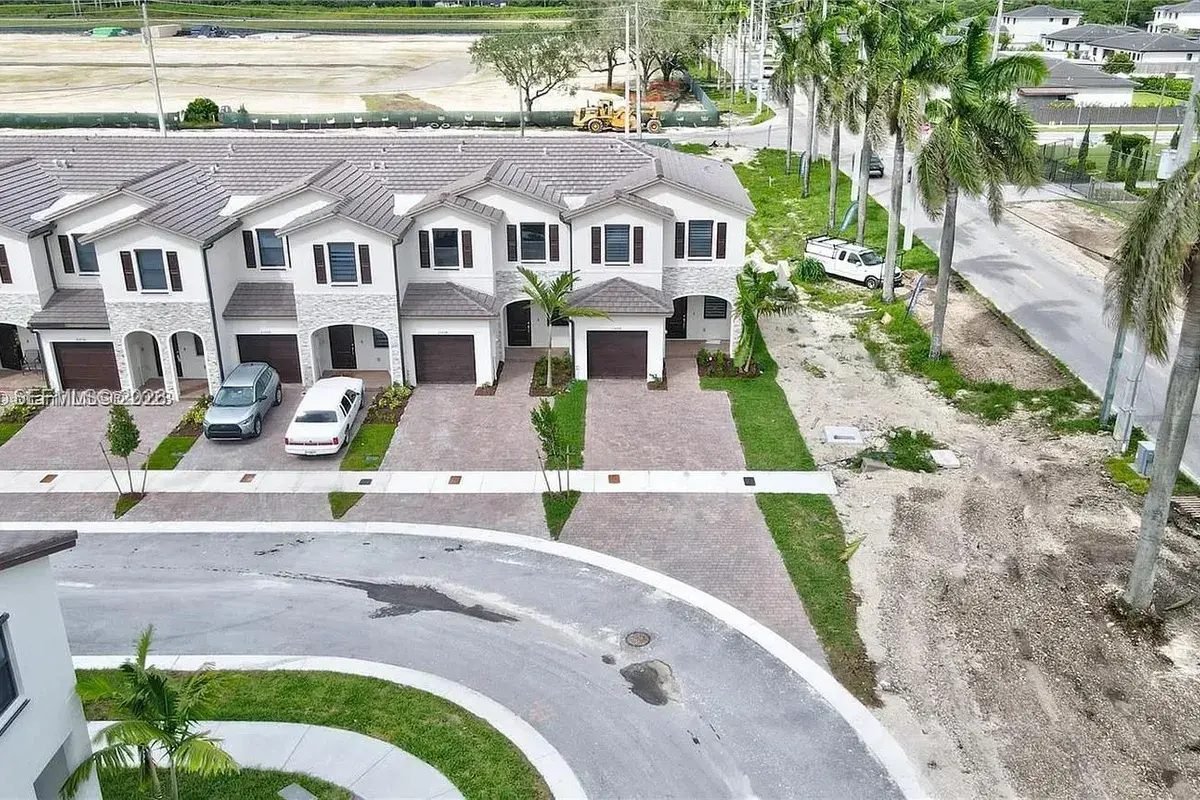 23220 SW 131st Ct, Miami FL 33170