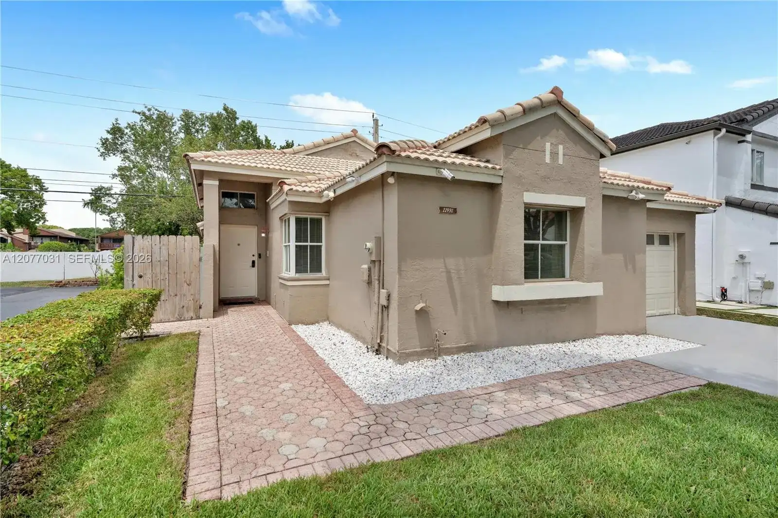 11491 SW 72nd Ter, Miami FL 33173 photo 4
