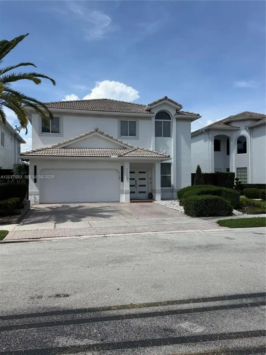 11101 NW 72nd Ter, Doral FL 33178