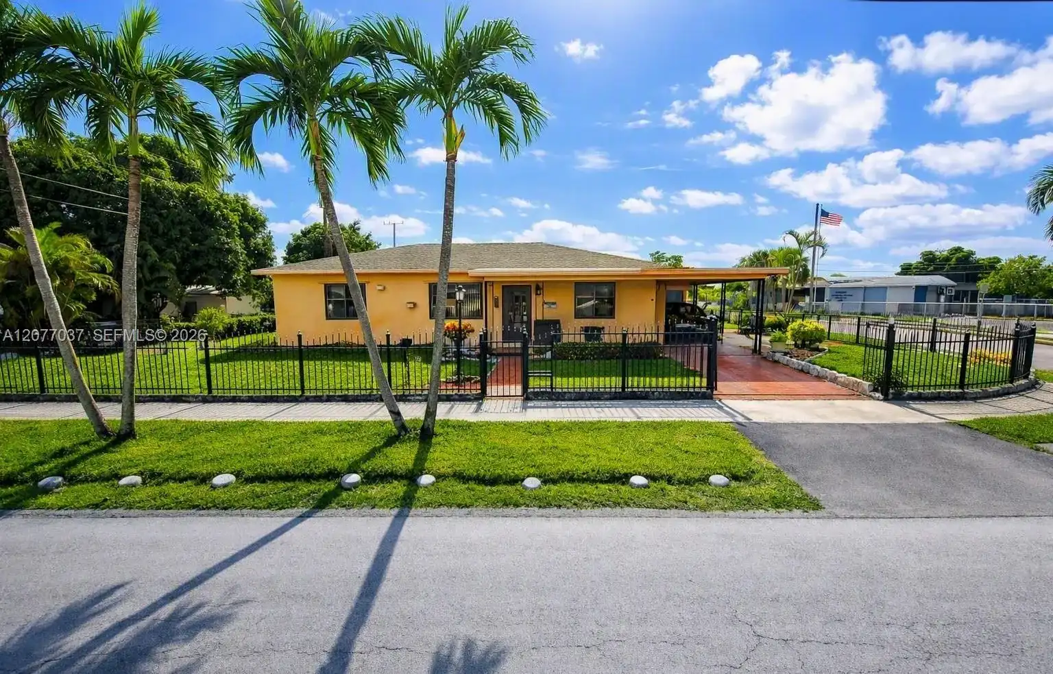 8210 NW 34th Ave, Miami FL 33147