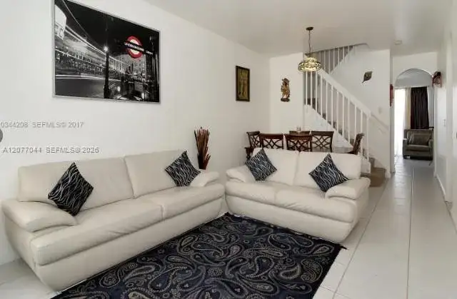 5614 NW 112th Pl, Doral FL 33178 photo 4