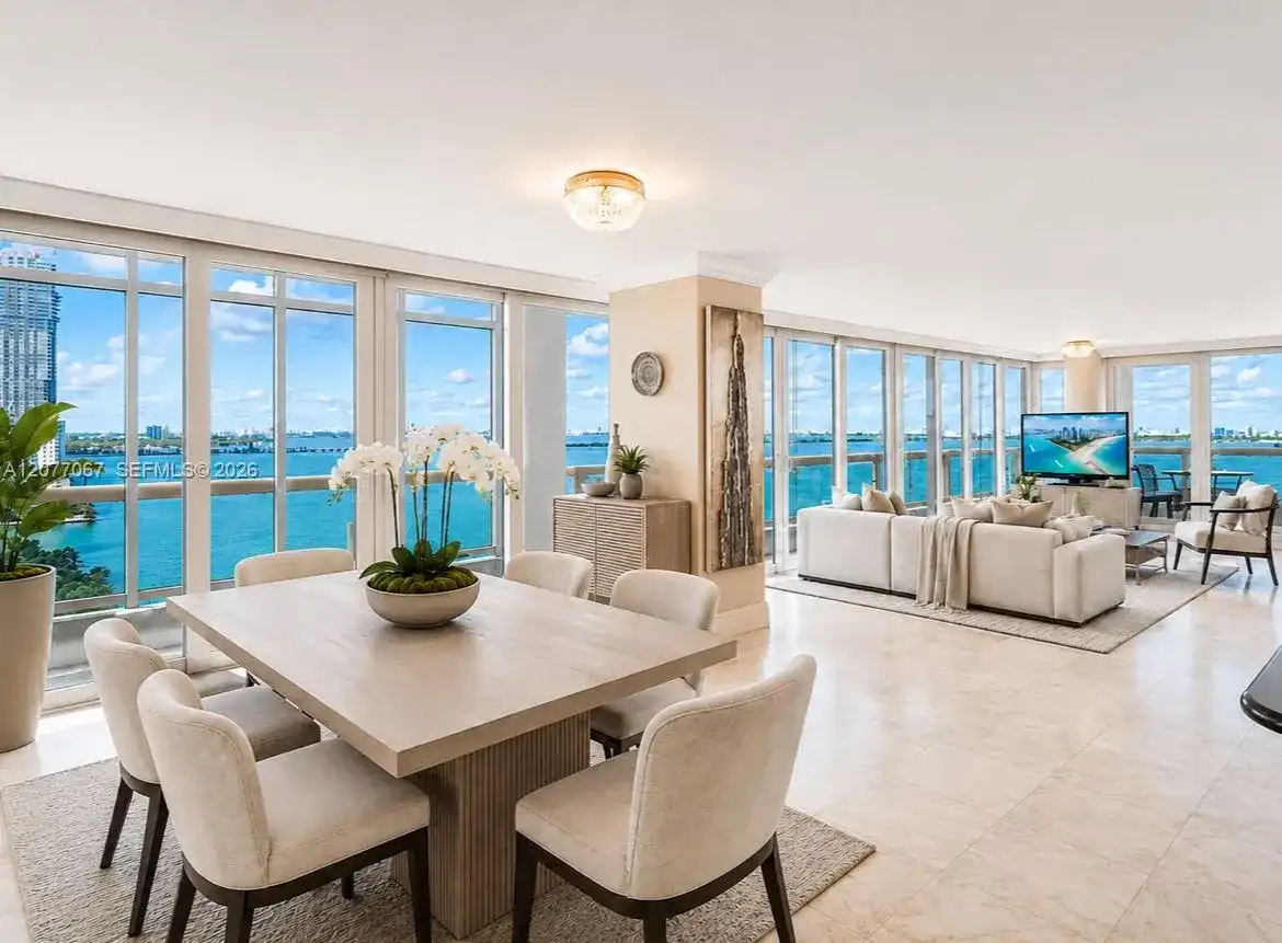 1717 N Bayshore Dr # 2434, Miami FL 33132