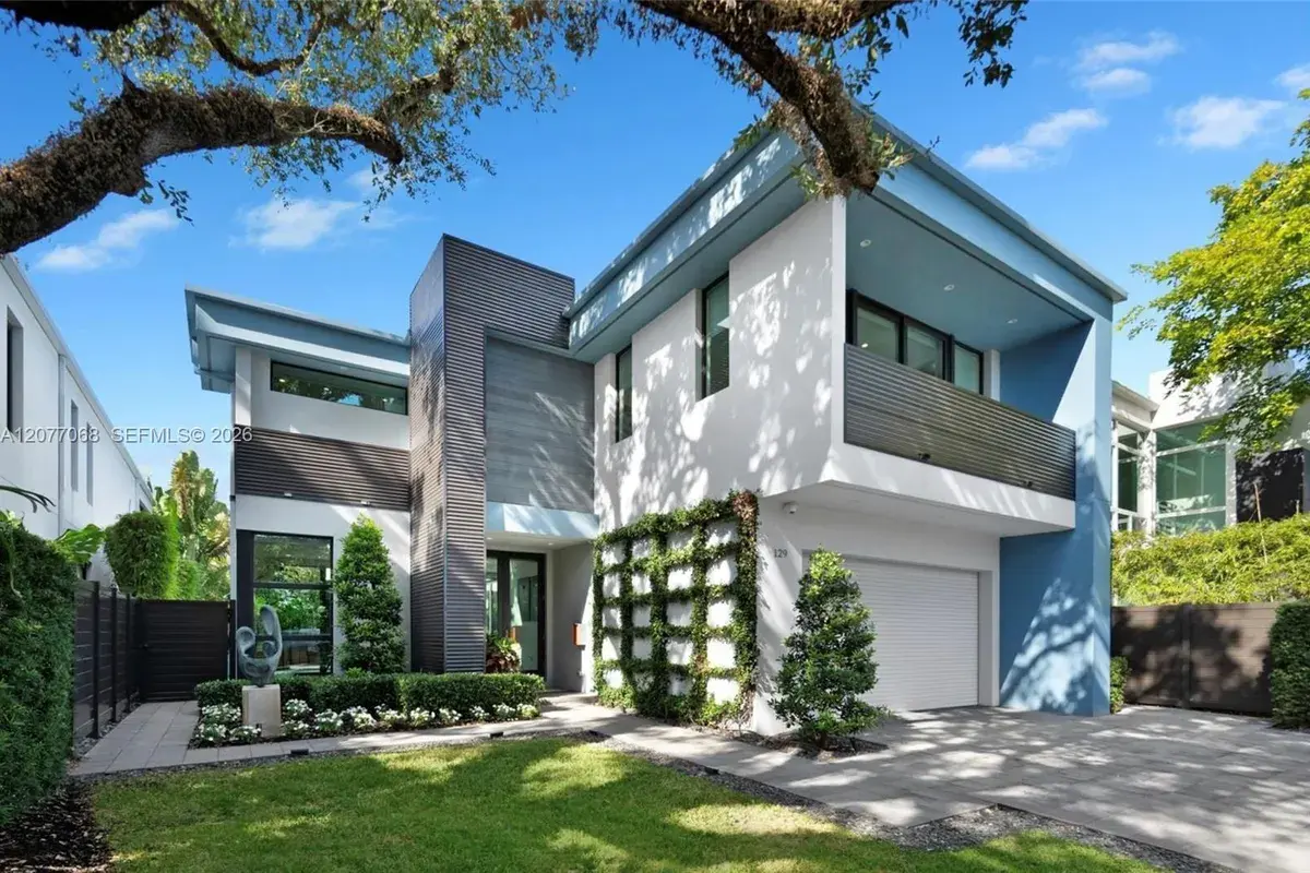 129 N Victoria Park Rd, Fort Lauderdale FL 33301