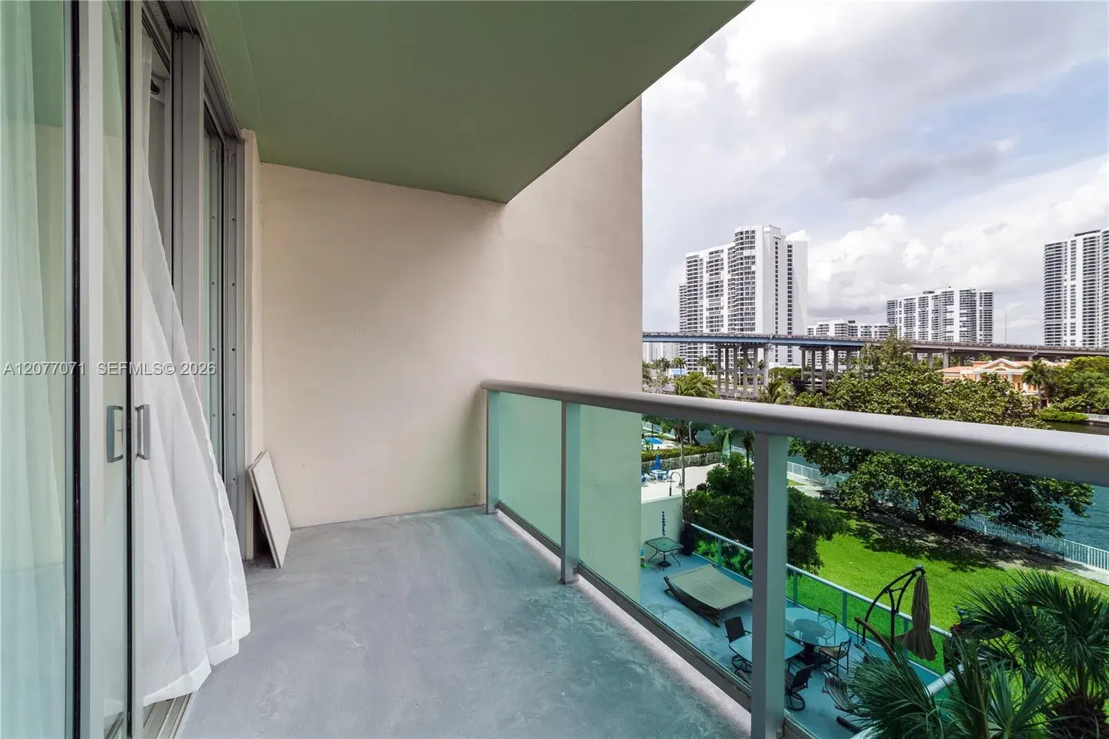 19390 Collins Ave # 419, Sunny Isles Beach FL 33160
