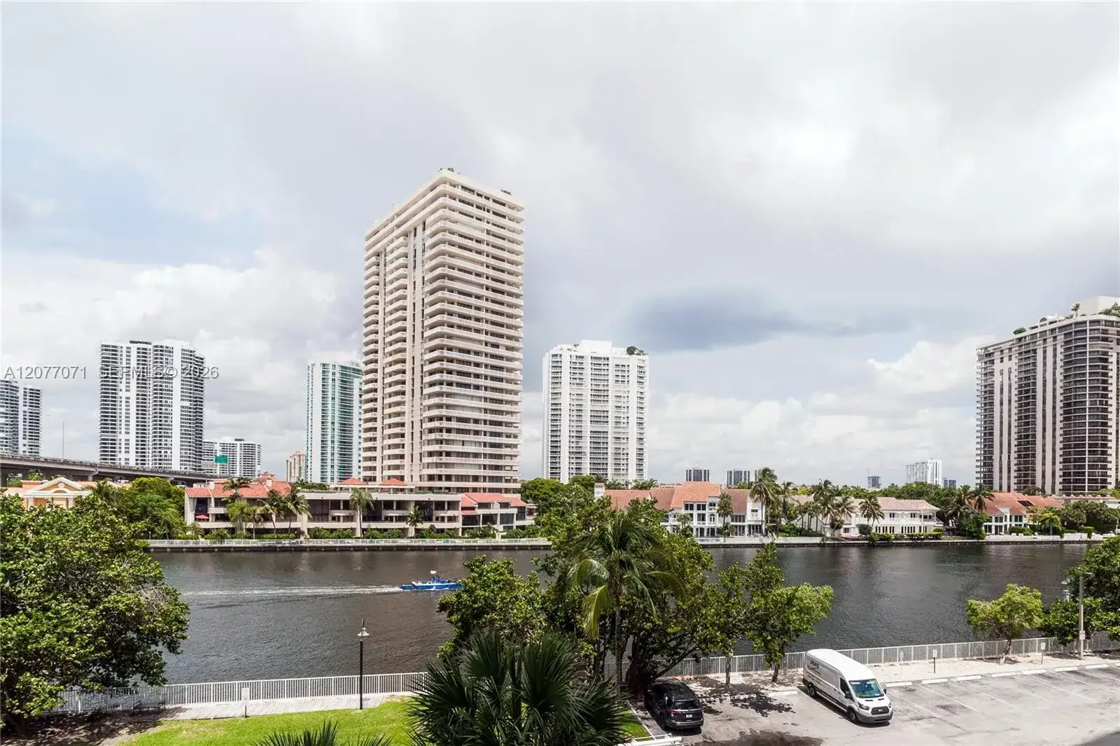 19390 Collins Ave # 419, Sunny Isles Beach FL 33160 photo 4