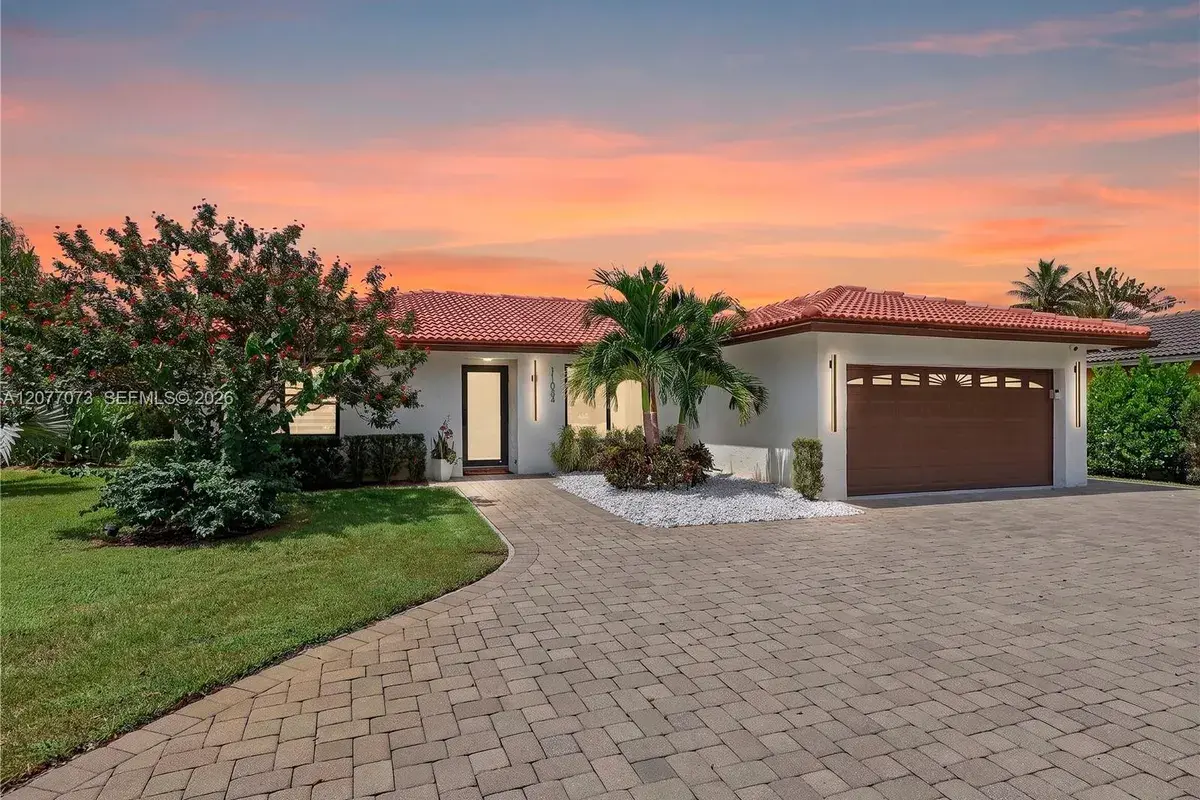 11033 NW 19th St, Coral Springs FL 33071