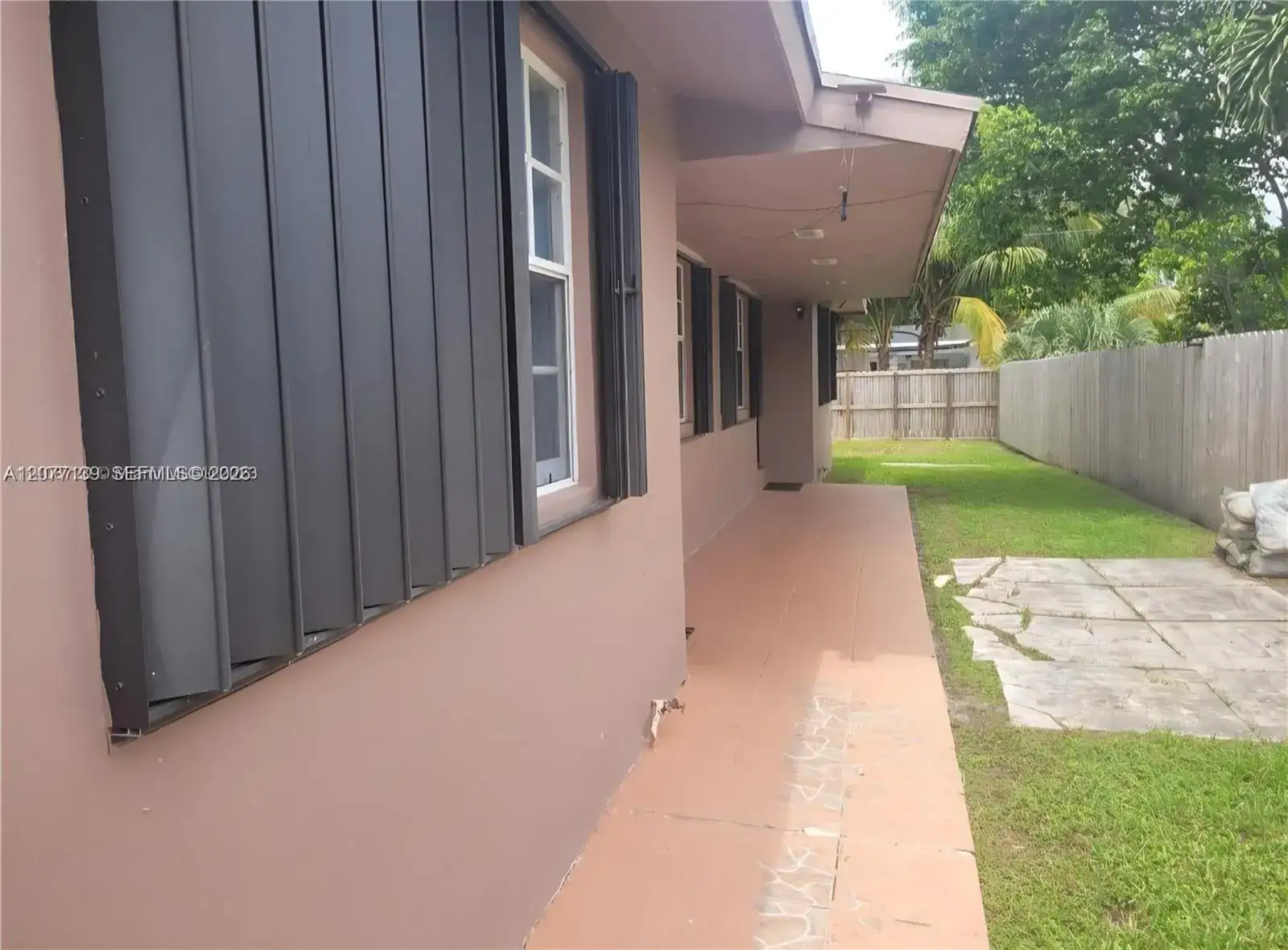 401 SW 4th terrace # 403, Hallandale Beach FL 33009 photo 3