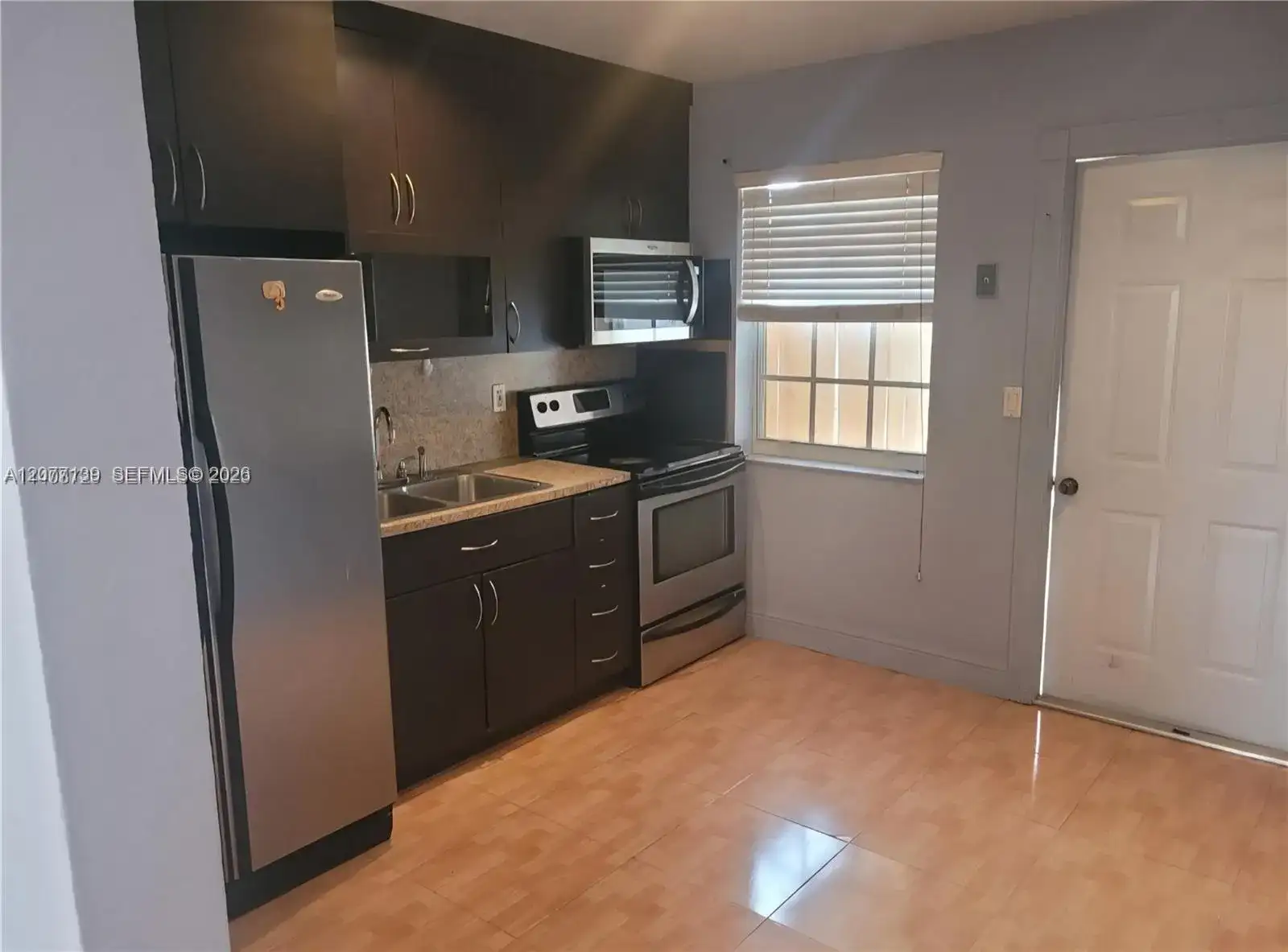 401 SW 4th terrace # 403, Hallandale Beach FL 33009 photo 5