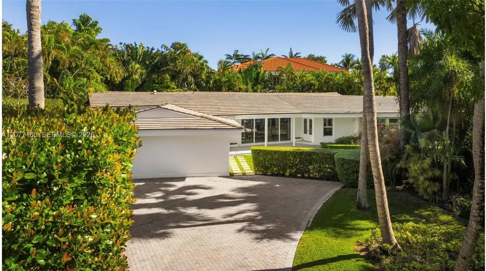 335 Harbor Dr, Key Biscayne FL 33149 photo 2