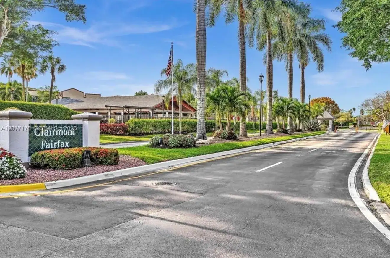 10847 W Clairmont Cir # 302, Tamarac FL 33321 photo 2