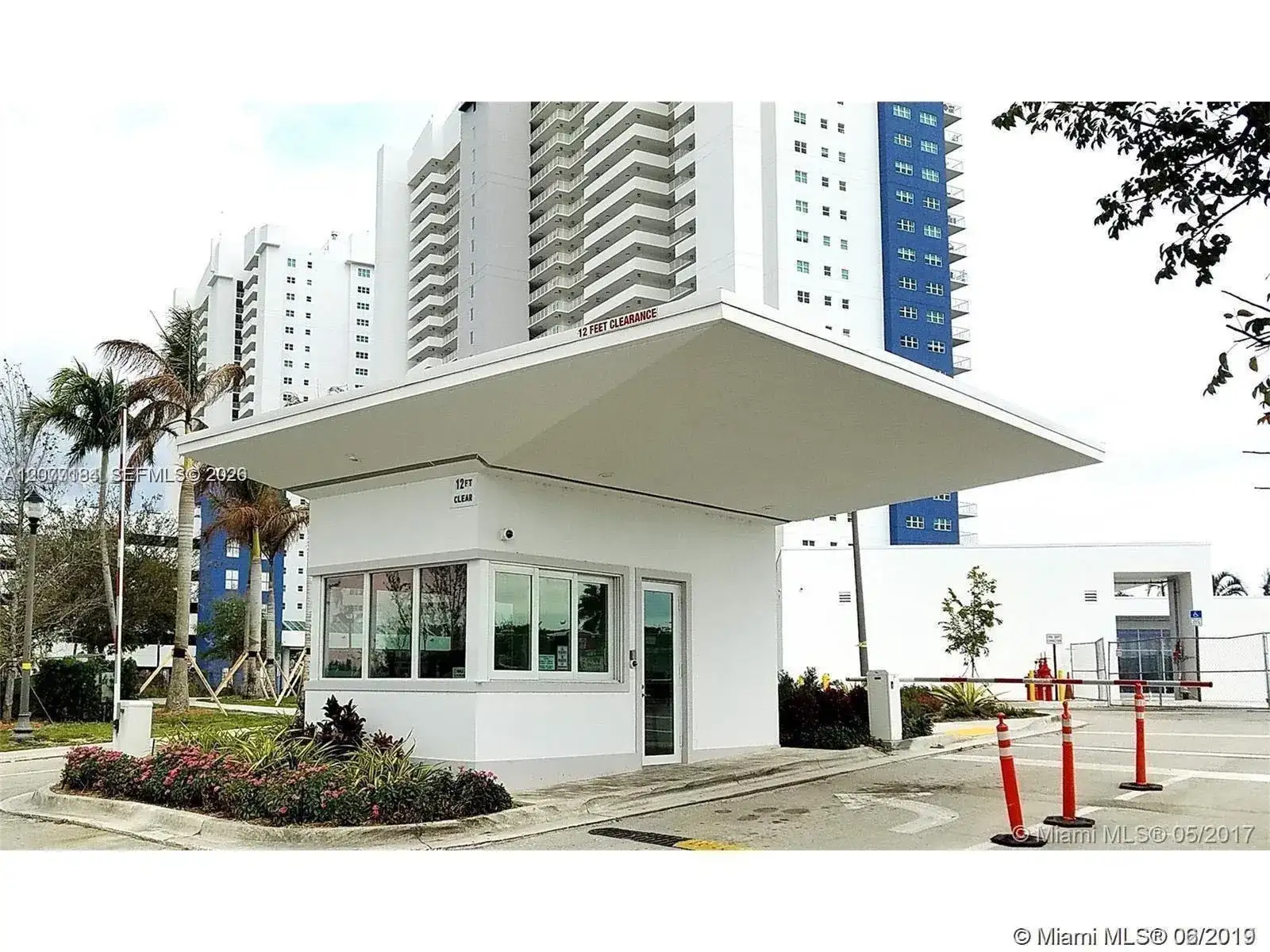 15051 Royal Oaks Ln # 804, North Miami FL 33181 photo 3