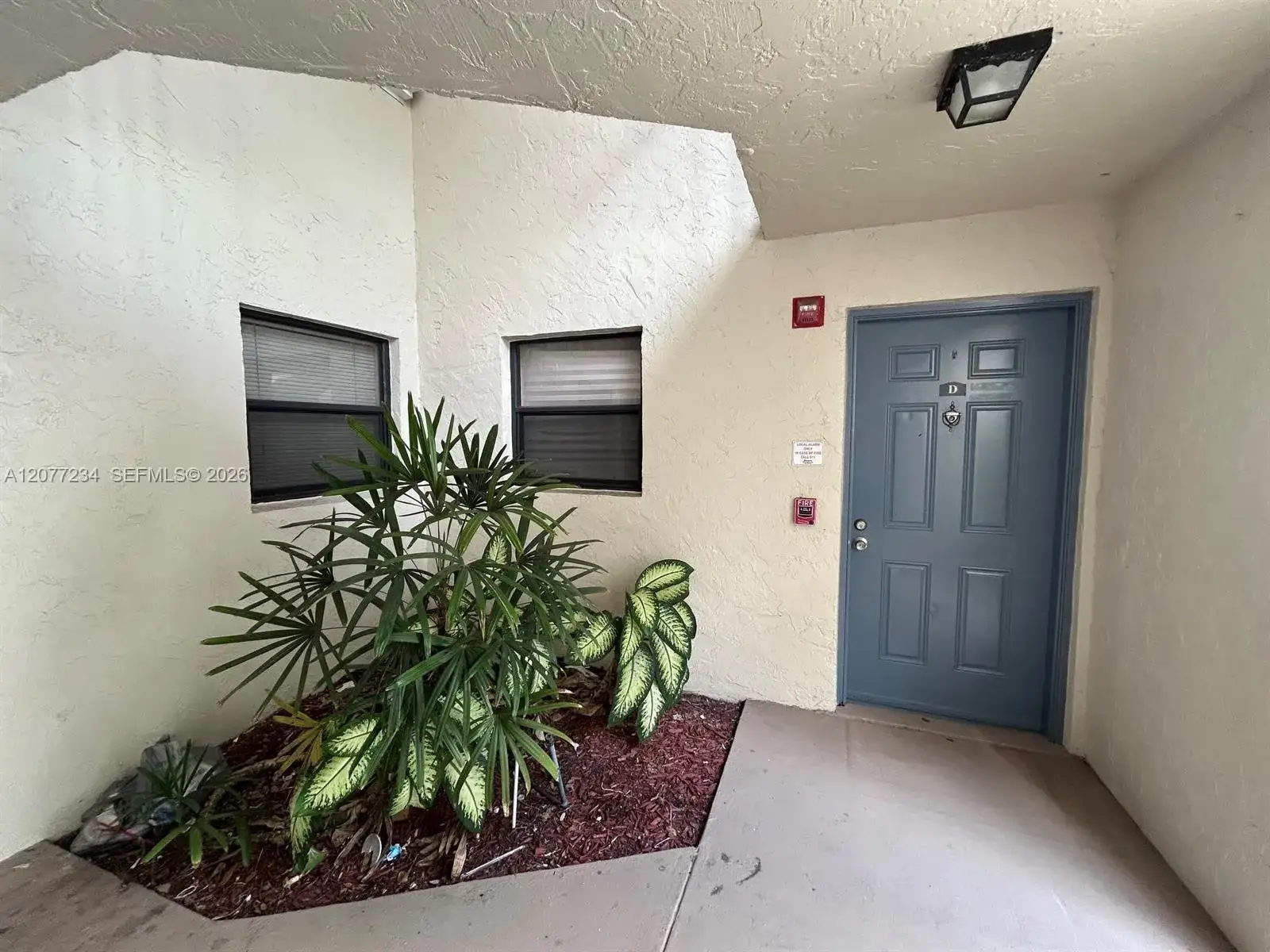 1525 Lake Crystal Dr # D, West Palm Beach FL 33411 photo 2