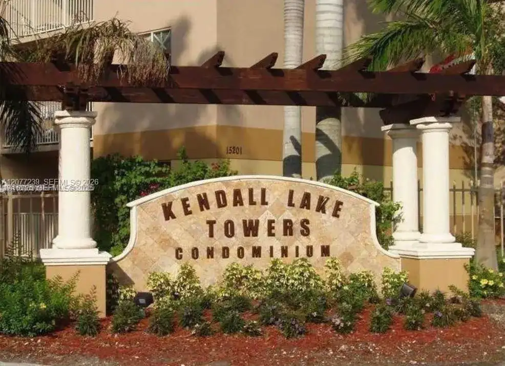 15221 SW 80th St # 306, Miami FL 33193 photo 2