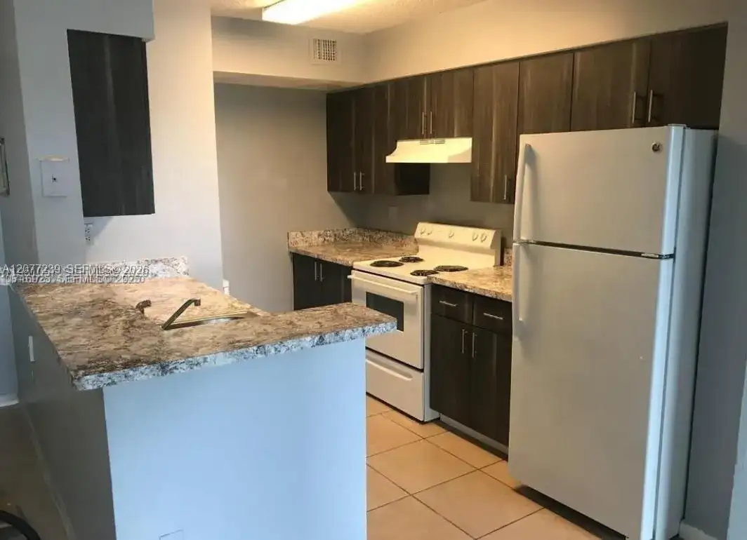 15221 SW 80th St # 306, Miami FL 33193 photo 4