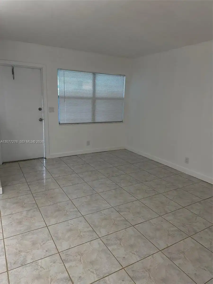 270 Layne Blvd # 114, Hallandale Beach FL 33009 photo 5