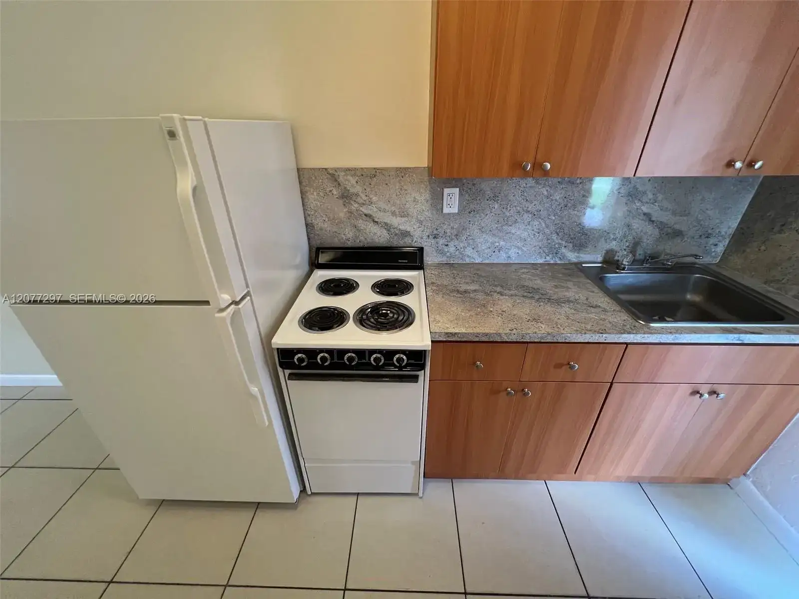 700 NE 85th St # 14, Miami FL 33138 photo 3