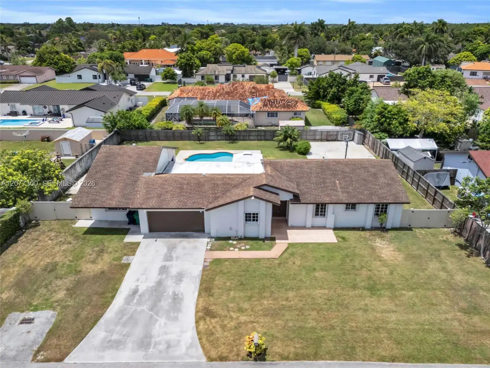 18600 SW 127th Pl, Miami FL 33177 photo 3