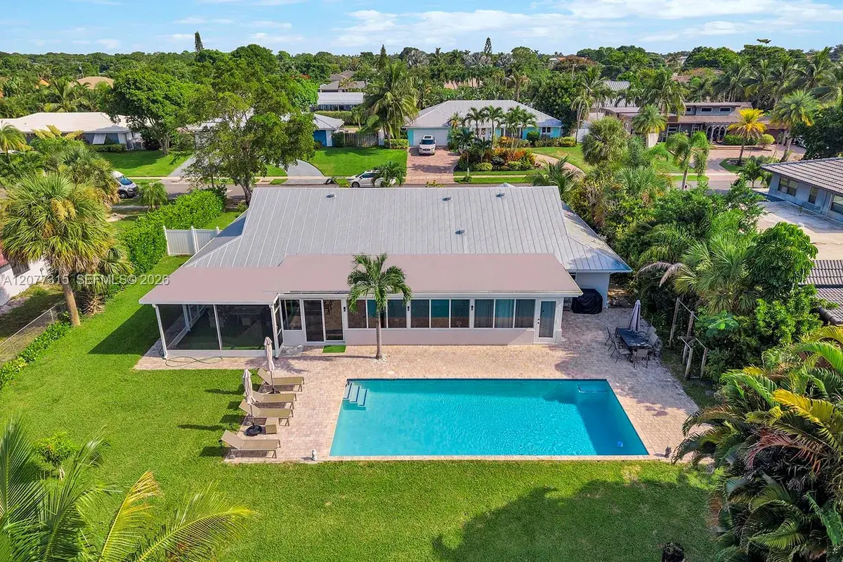 3324 Lakeview Blvd, Delray Beach FL 33445