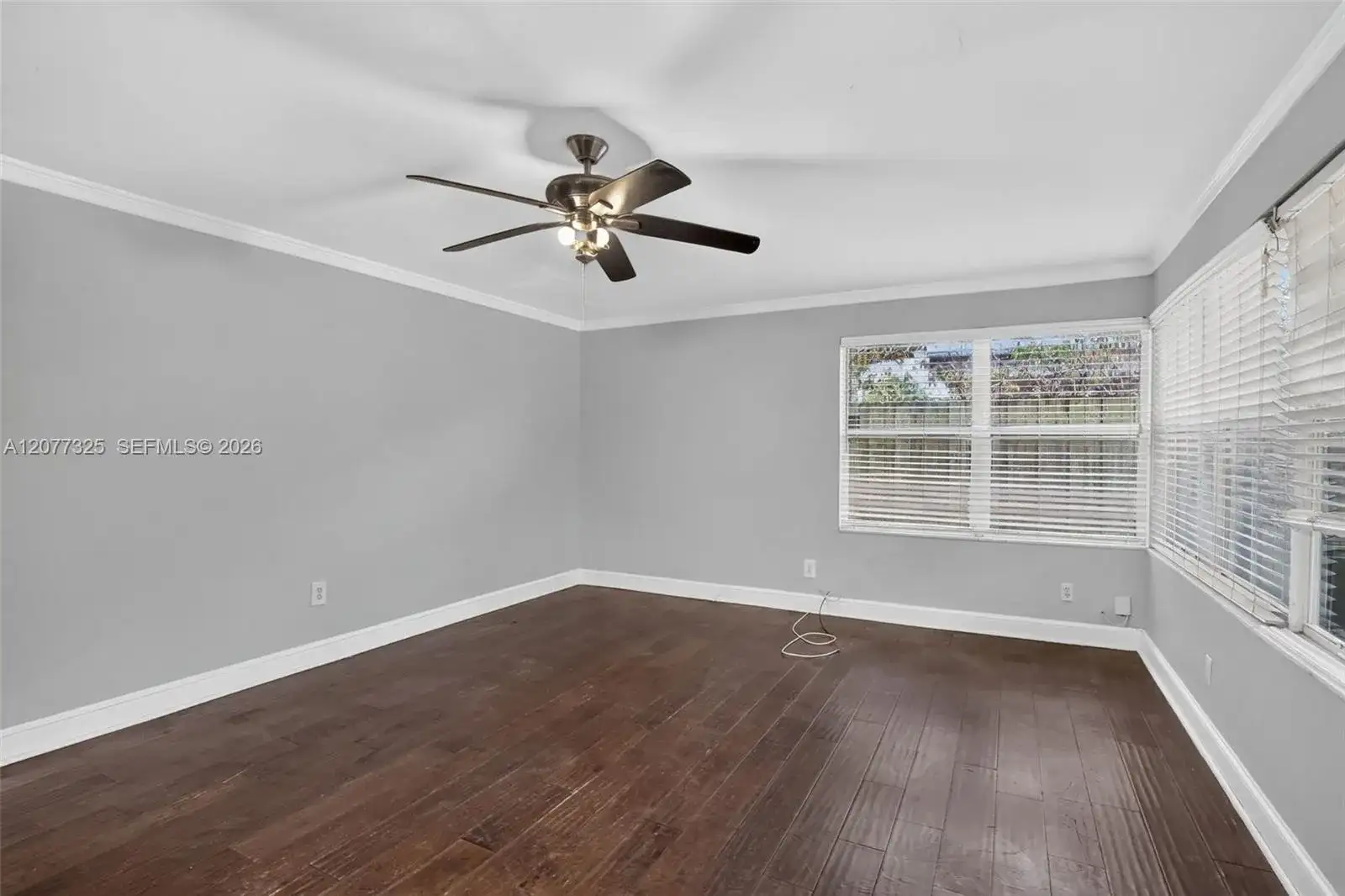 1527 Jackson St, Hollywood FL 33020 photo 3