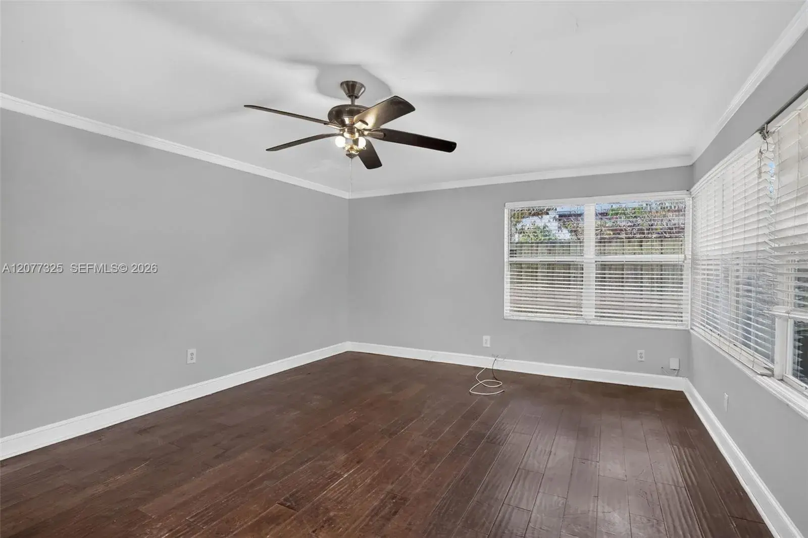 1527 Jackson St, Hollywood FL 33020