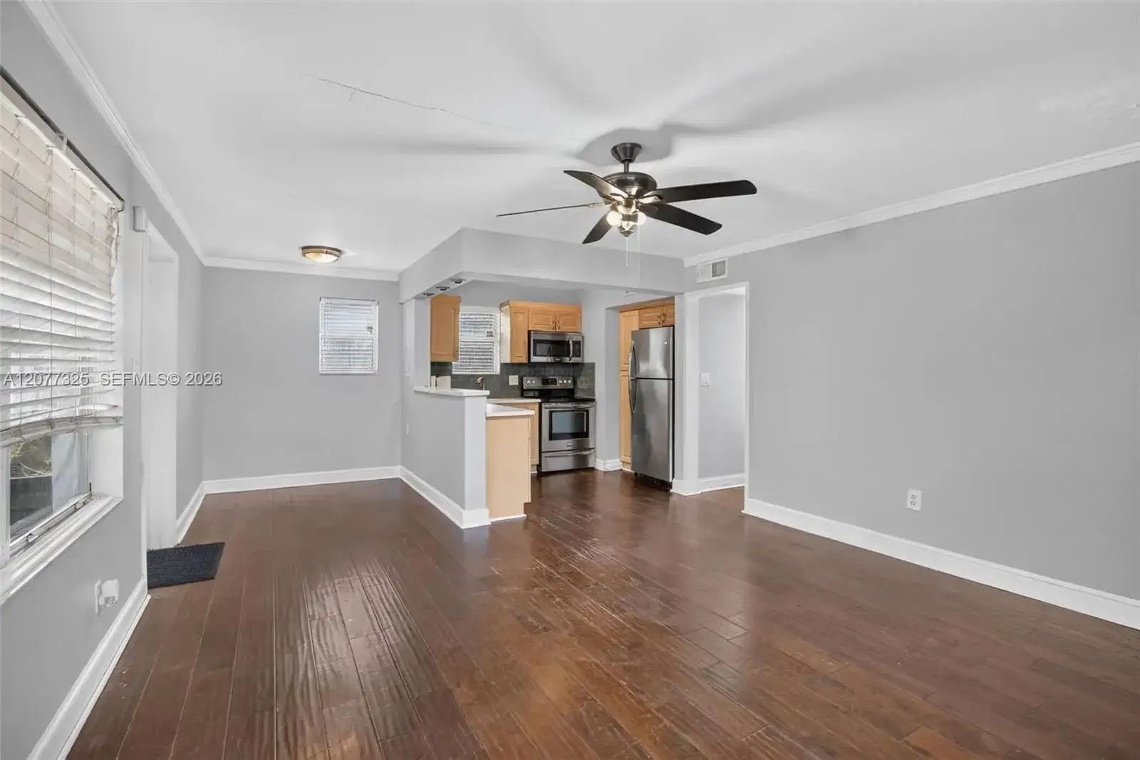 1527 Jackson St, Hollywood FL 33020 photo 4