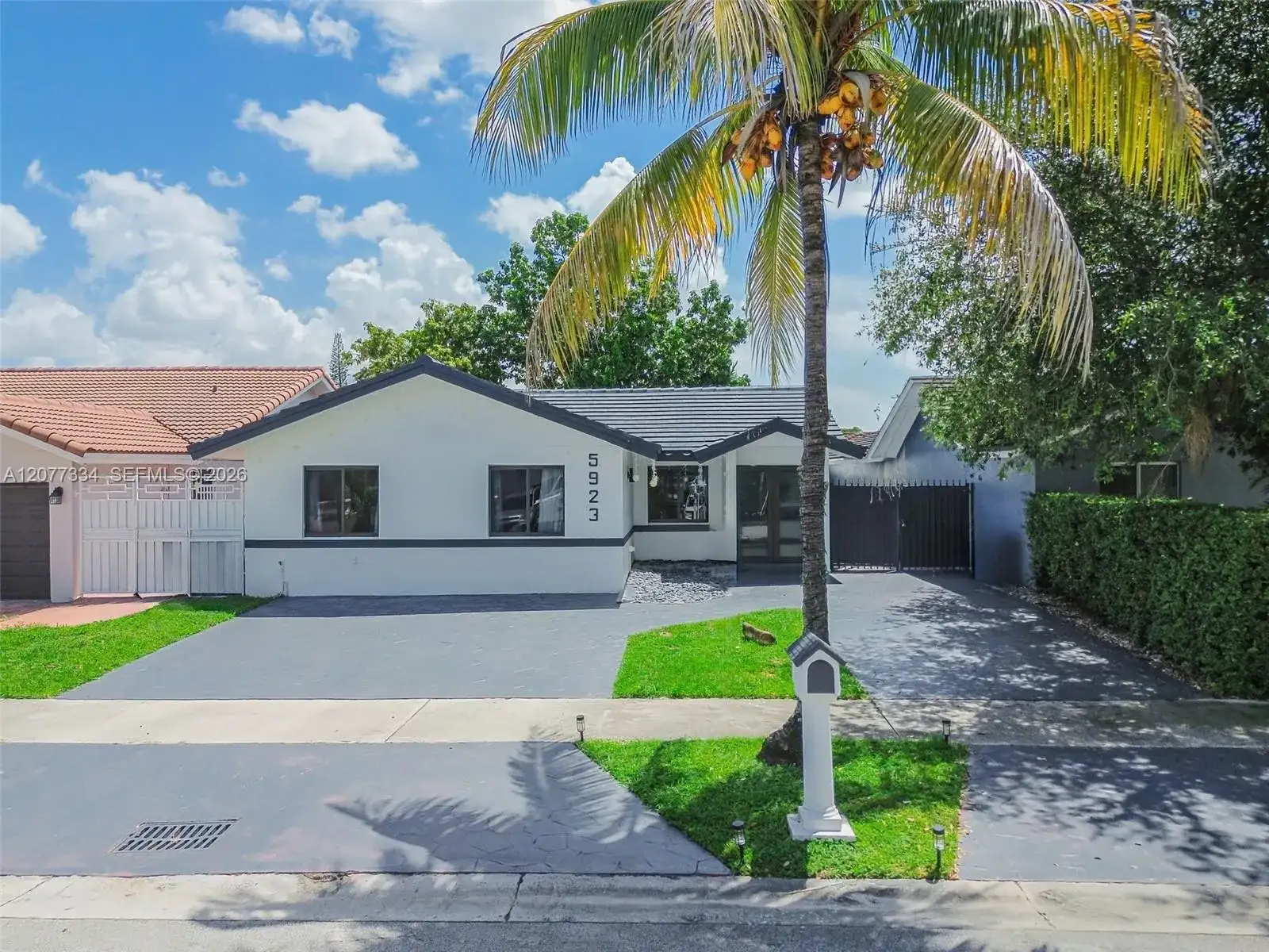 5923 SW 147th Pl, Miami FL 33193 photo 4