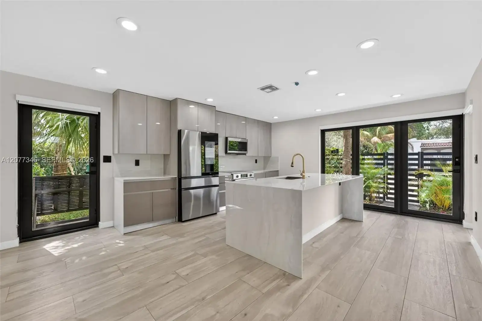 11 NE 51 # A, Miami FL 33137 photo 5
