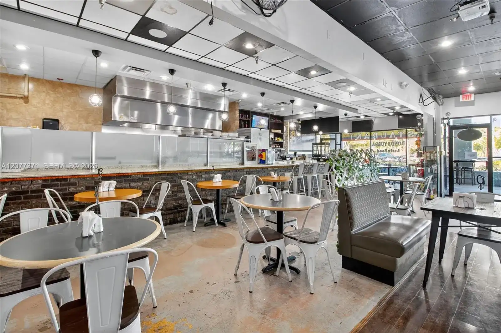 Restaurant and Bar For Sale In Coral Springs, Coral Springs FL 33071 photo 5