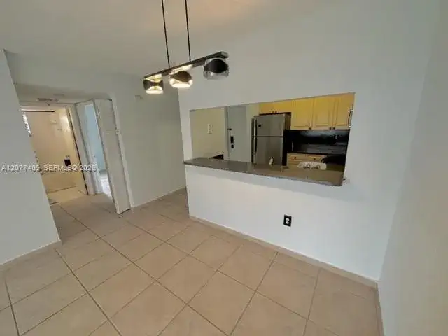 8145 NW 7th St # 321, Miami FL 33126 photo 3