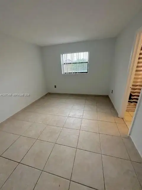 8145 NW 7th St # 321, Miami FL 33126 photo 4