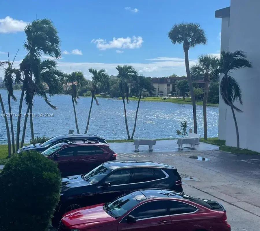 445 NE 195th St # 226, Miami FL 33179