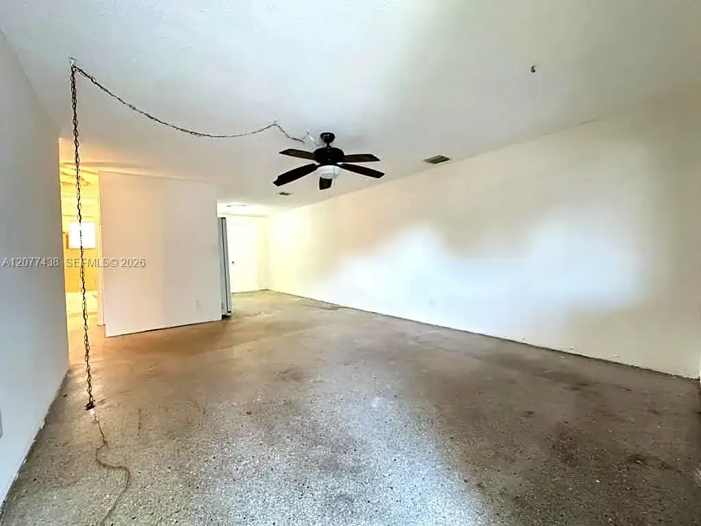 204 NW 8th Ave # 2, Fort Lauderdale FL 33311 photo 2