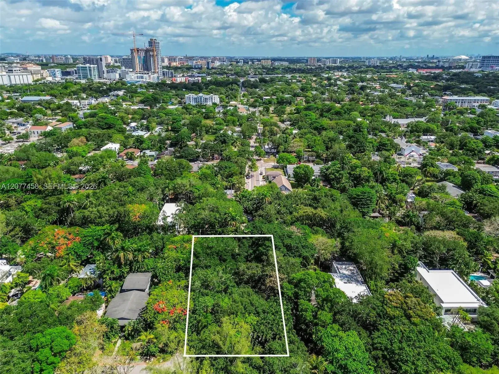 3595 Avocado Ave, Miami FL 33133 photo 2