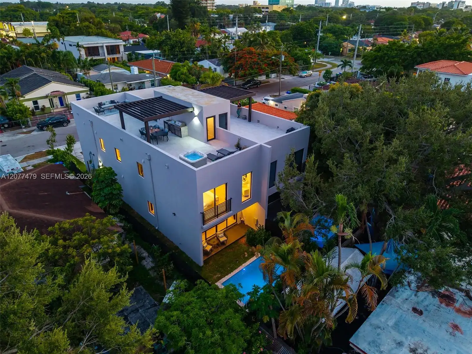1433 SW 20th St, Miami FL 33145 photo 4