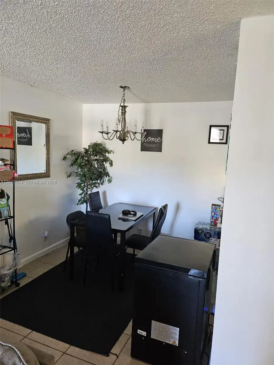 1838 Abbey Rd # 208, West Palm Beach FL 33415