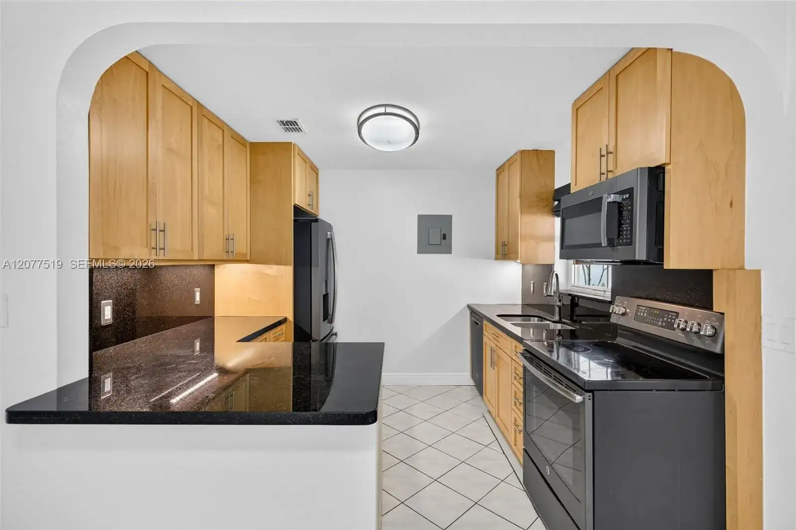 2061 SW 38th Ave, Fort Lauderdale FL 33312 photo 3