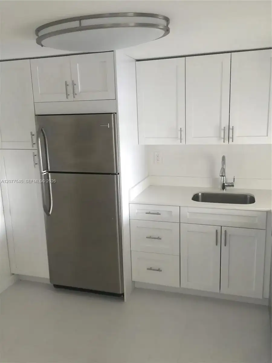 6900 Bay Dr # 5A, Miami Beach FL 33141 photo 4