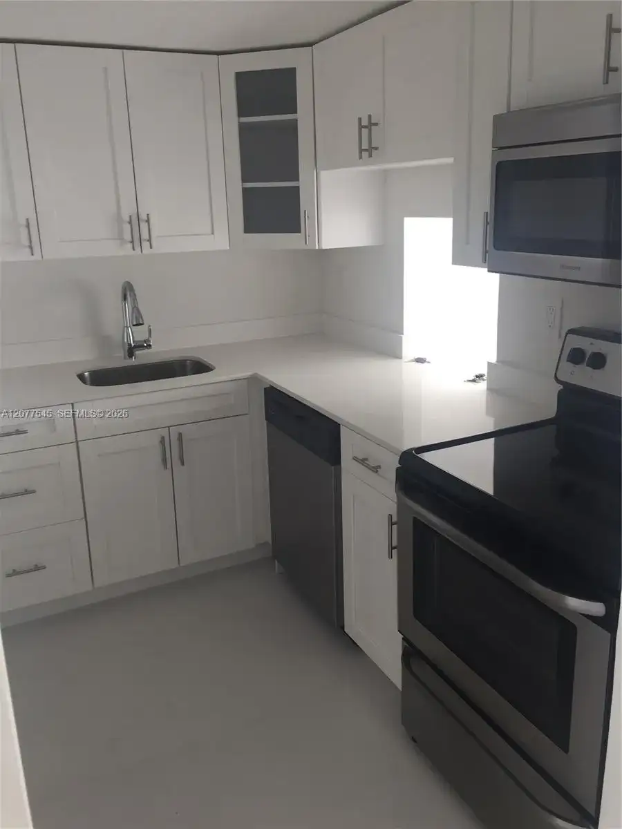 6900 Bay Dr # 5A, Miami Beach FL 33141 photo 5