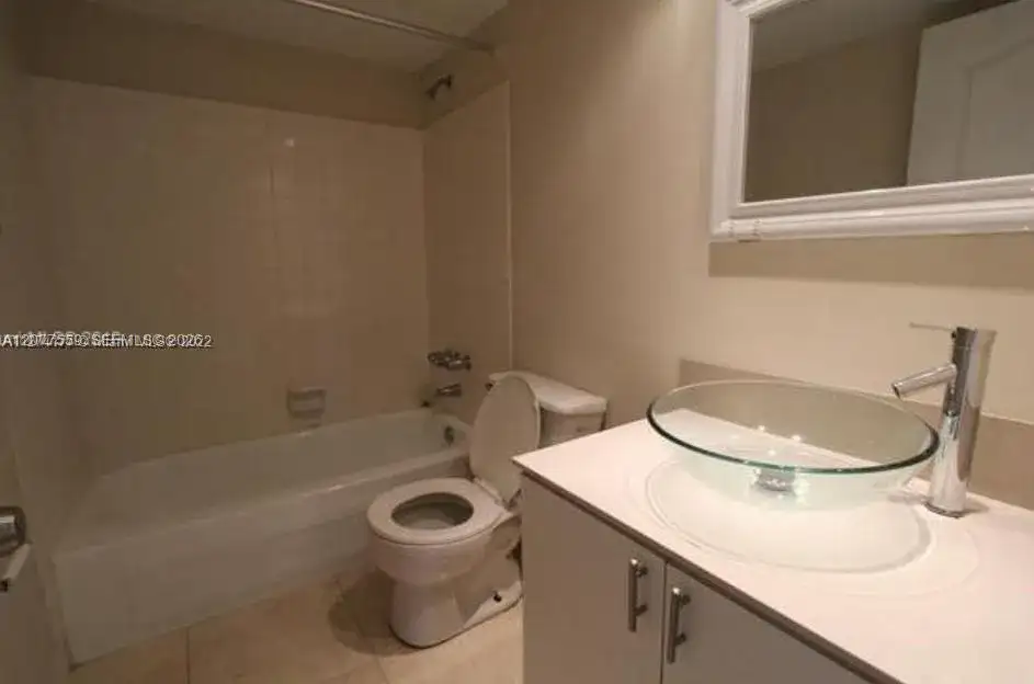 5775 W 20th Ave # 406, Hialeah FL 33012 photo 3