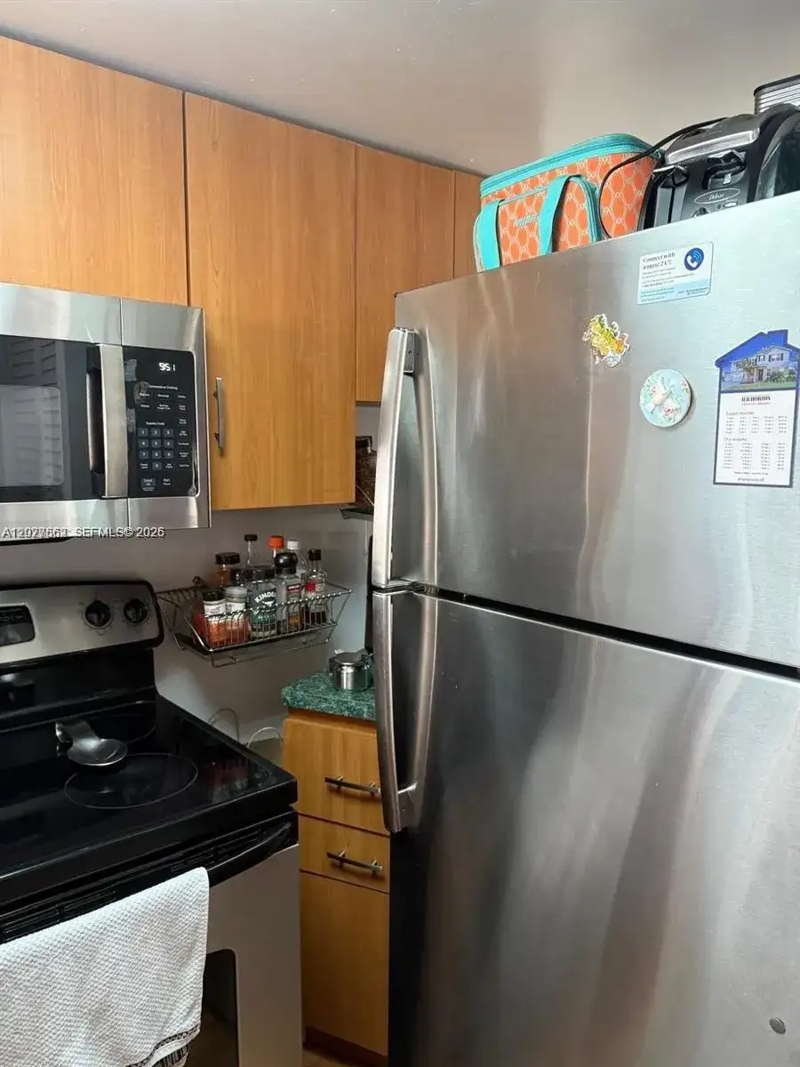 540 Brickell Key Dr # 910, Miami FL 33131 photo 4