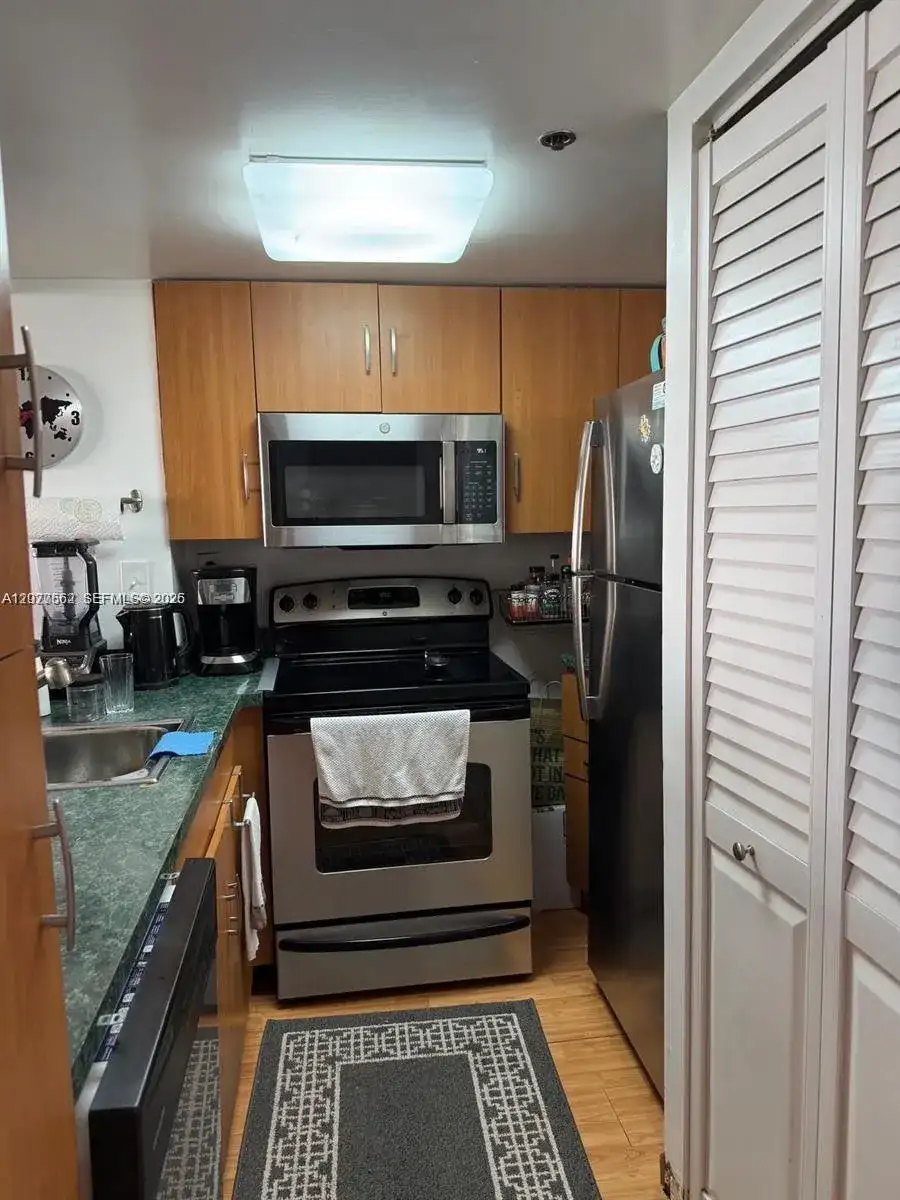 540 Brickell Key Dr # 910, Miami FL 33131 photo 5