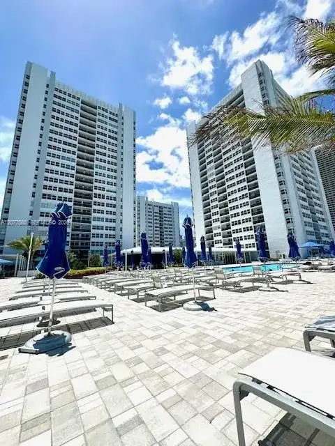 1890 S Ocean Dr *Seasonal* # 2001, Hallandale Beach FL 33009 photo 4