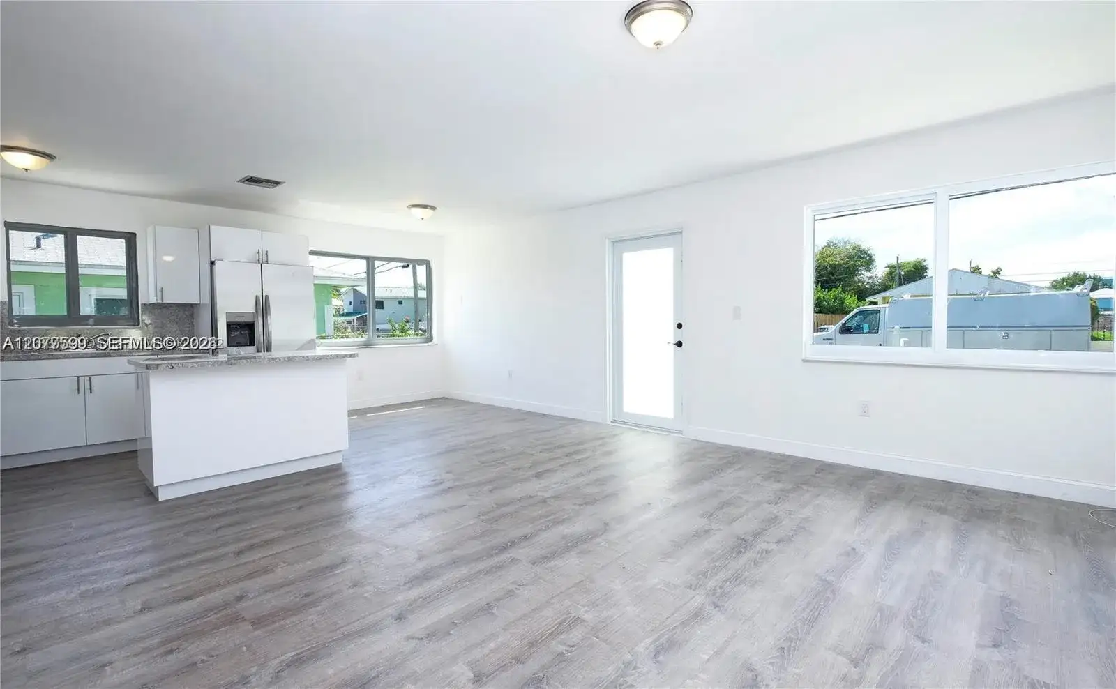 1933 NW 2nd Ct, Miami FL 33136 photo 5