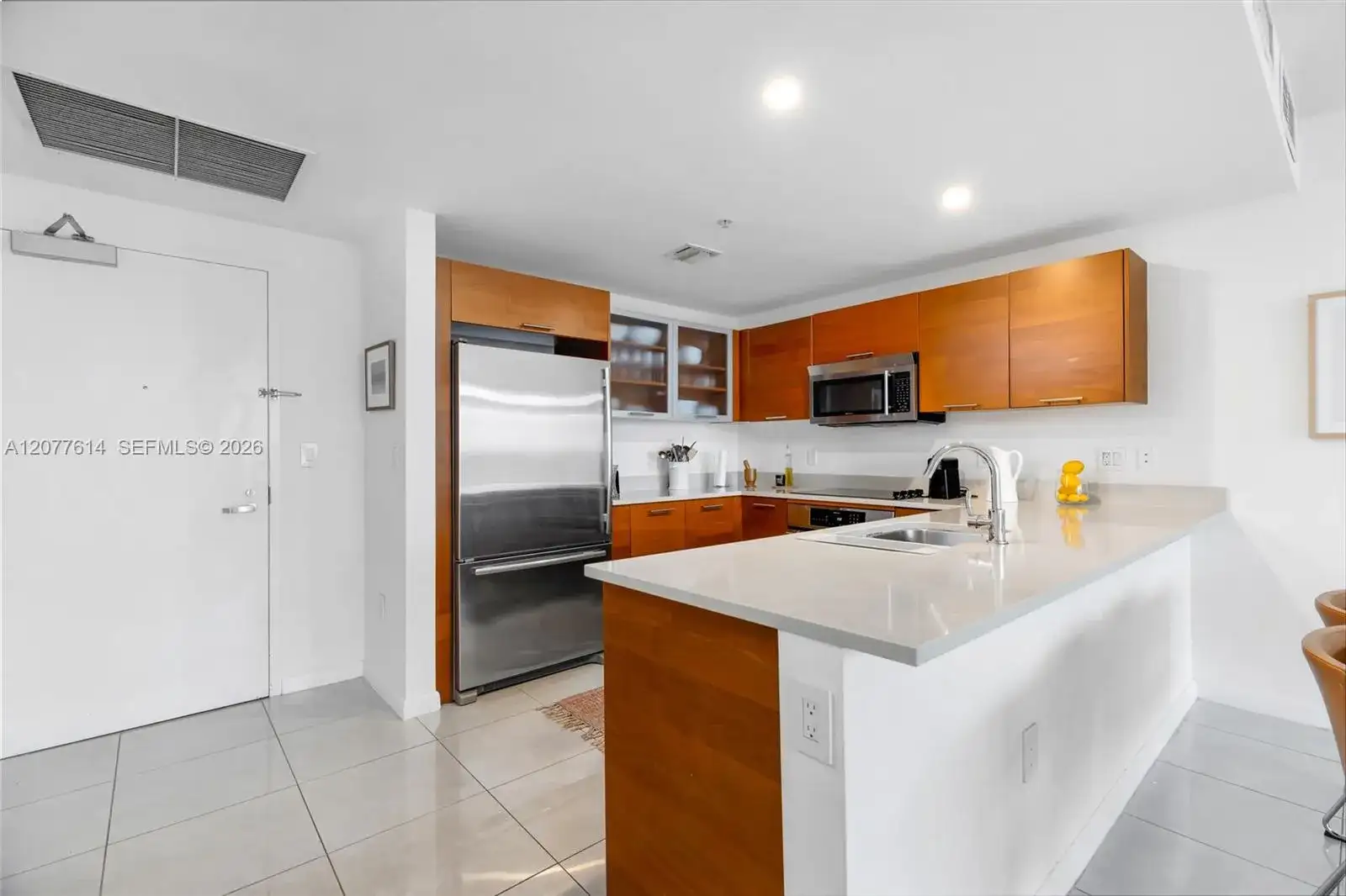 3250 NE 1st Ave # 605, Miami FL 33137 photo 2