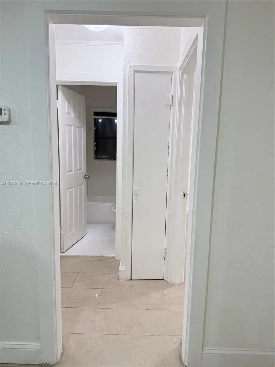 183 Silver Beach Rd, Riviera Beach FL 33403 photo 4