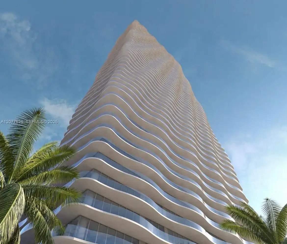 1400 Biscayne Blvd # 1802, Miami FL 33132