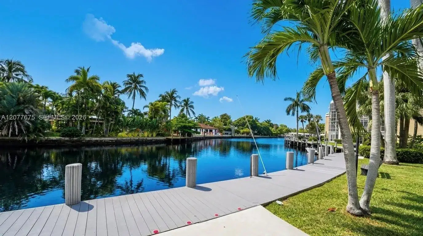 2970 NE 16th Ave # 214, Oakland Park FL 33334 photo 3