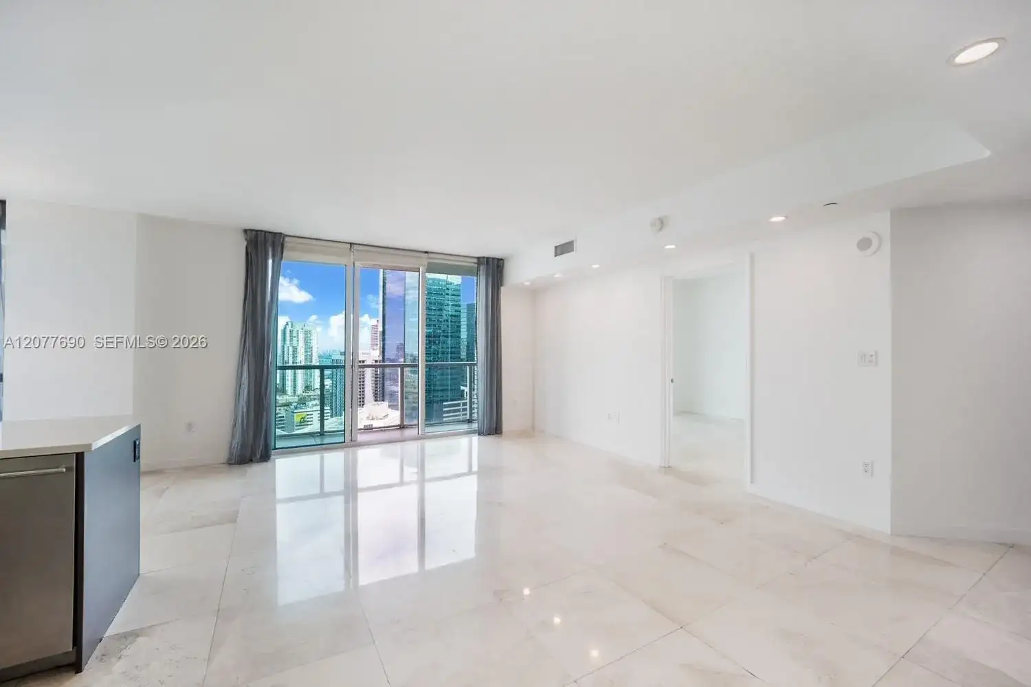 55 SE 6th St # 3901, Miami FL 33131 photo 5